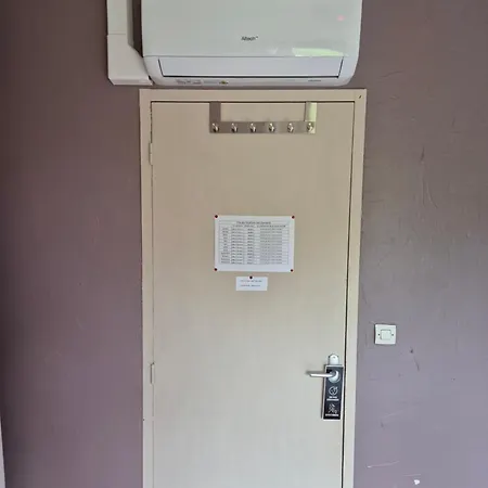 Au Petit Bonheur * Hautefage-la-Tour