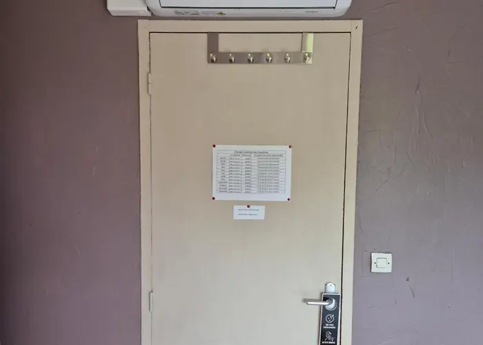 Au Petit Bonheur * Hautefage-la-Tour